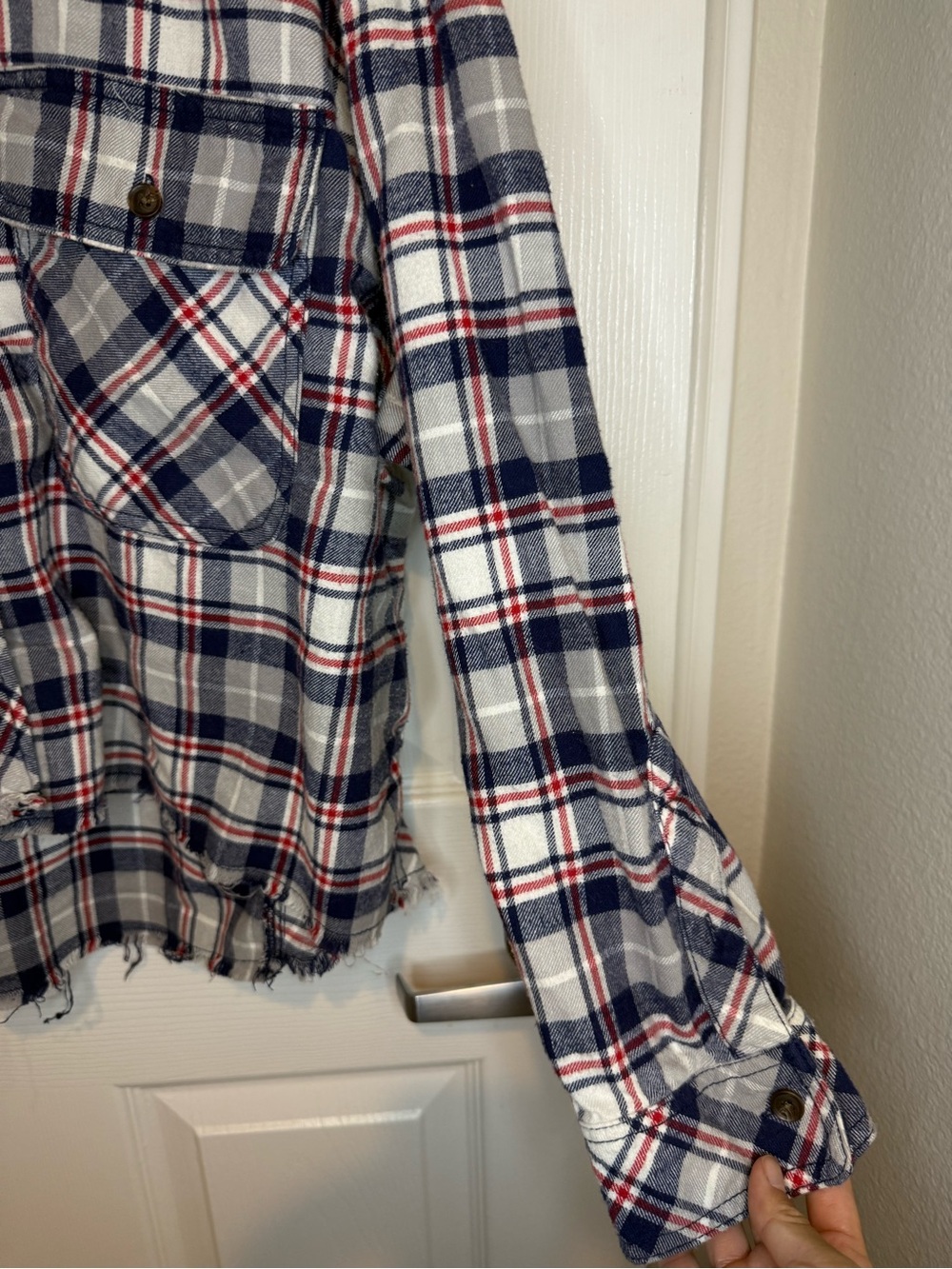 BDG Urban Outfitters Cropped Plaid Flannel Shirt – Size M - Picture 3 of 5